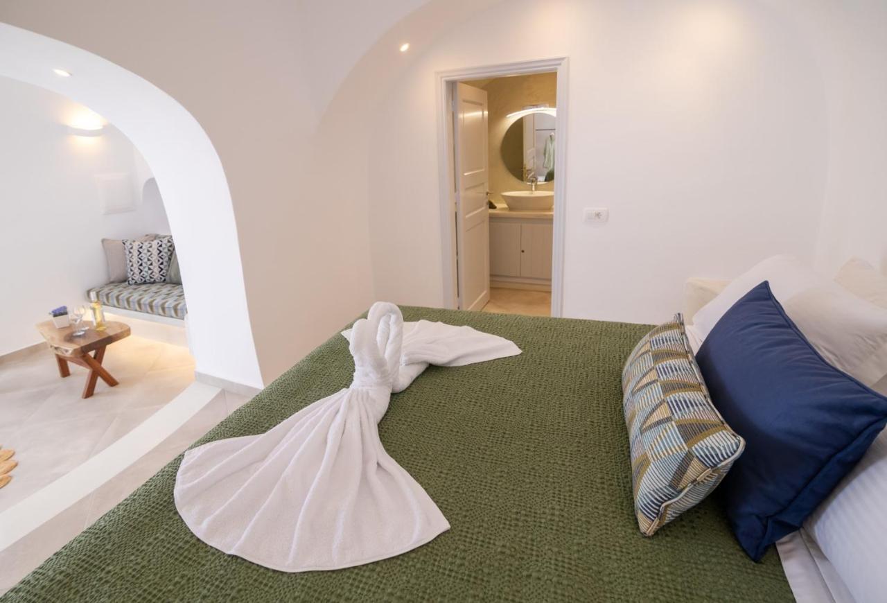 Sunborn Oia Suites Exterior photo
